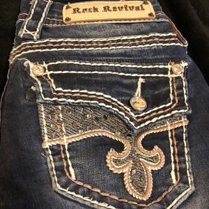 Rock Revival Avery Capri